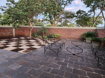 3 Bedroom Garden Flat