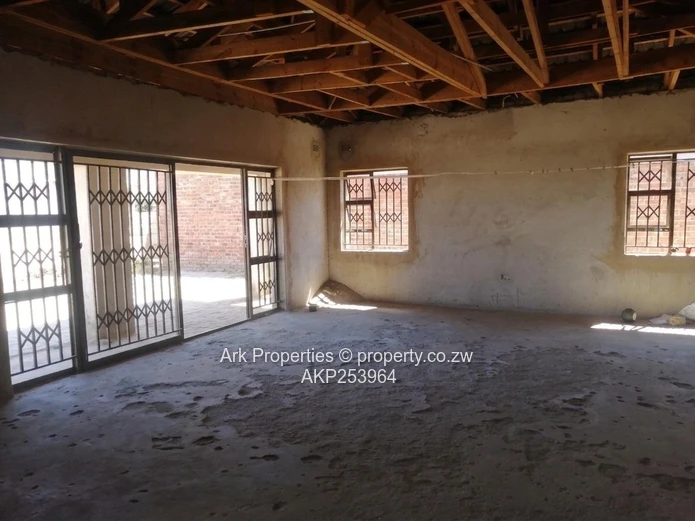 Ruwa Sabastol Park Incomplete House For Sale