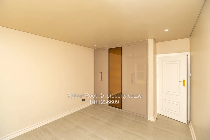 4 bed home in Borrowdale Brooke