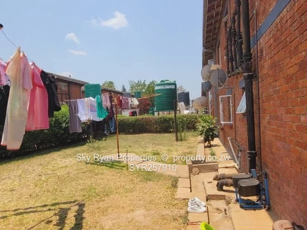 Mabelreign Zambezi Flats Apartment For Sale