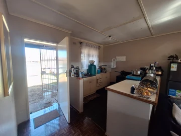 2 Bedroom Garden Flat