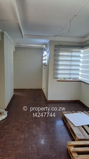 Hillside 3 bedroom house to rent as offices 