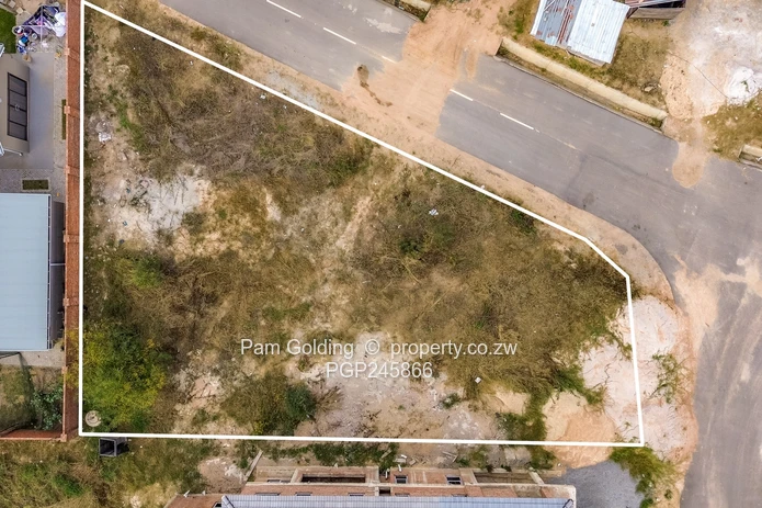 Prime Corner Residential Stand in Arlington East!