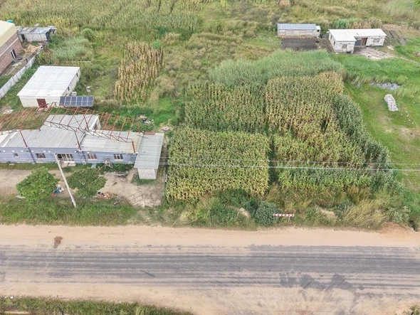 Commercial & Industrial Land