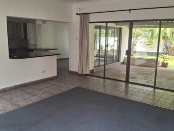 3 Bedroom Flat & Apartment