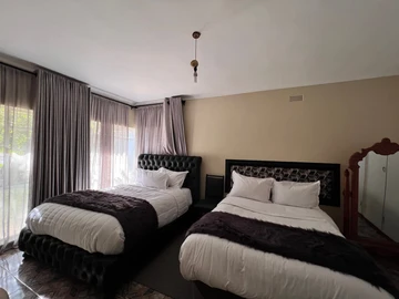 4 Bedroom Townhouse Complex