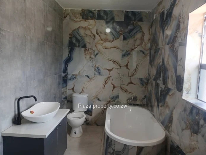 Mt Pleasant Heights Newly Built Home with Guest Cottage 