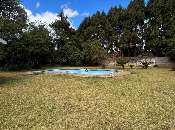 Spacious 3 bedroom house available in Borrowdale-Comfort and Convenient