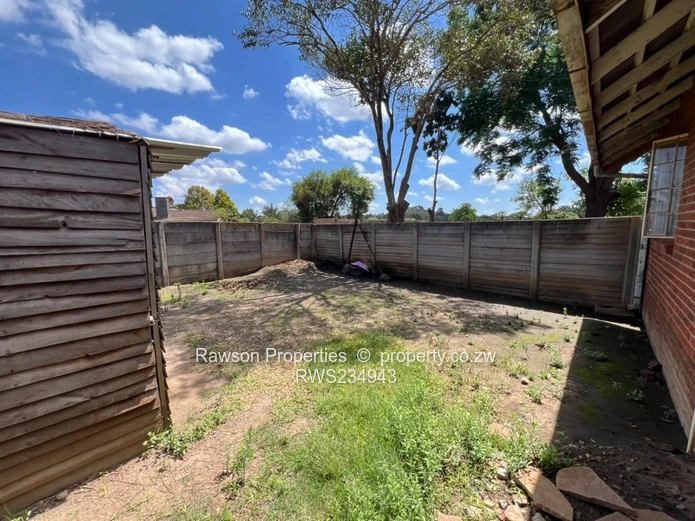 Meyrick Park 2 Bedroom Flat For Sale (Sole Mandate)