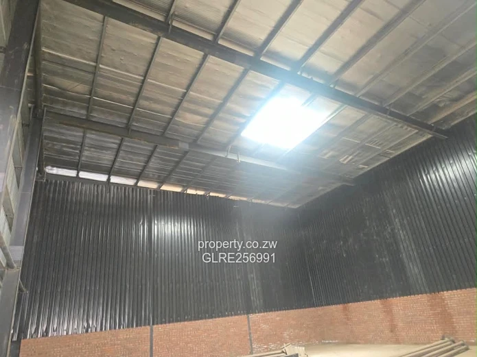 10,000m² Tynwald, Harare West Warehouse/Factory with Borehole