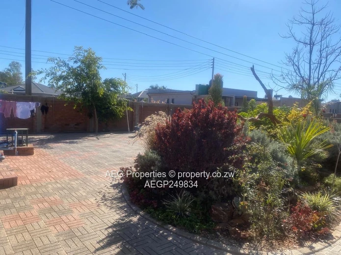 5 Bed house to rent 