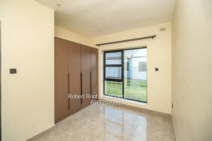 Ultra modern 4 bed family cluster in Fairview Westgate 