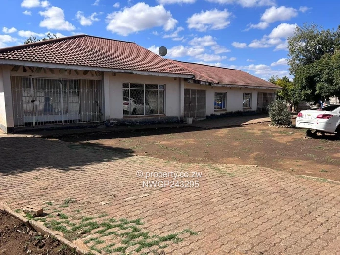 Investor’s Dream Fixer-Upper in Prime Woodlands, Bulawayo