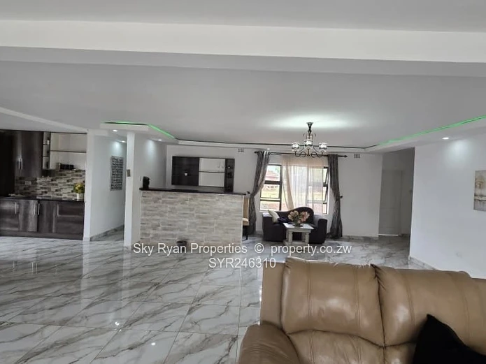 Gletwin Park House For Sale