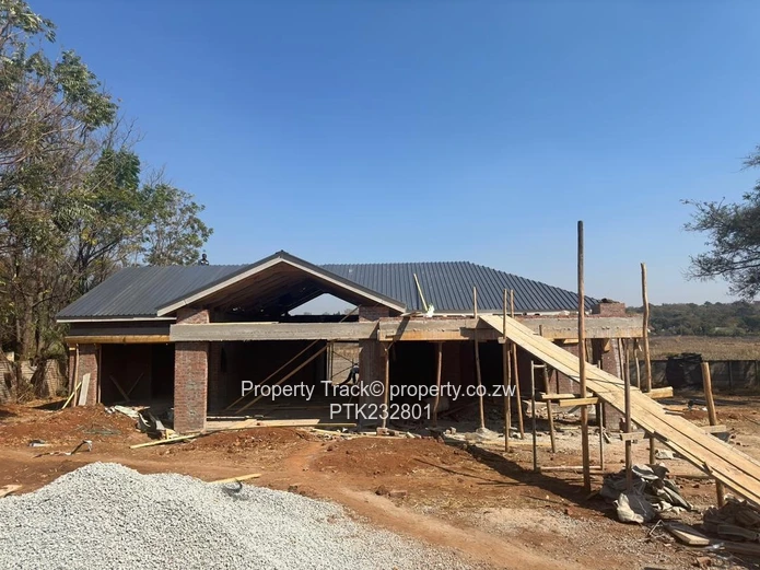 Mandara Modern 4-Bed Garden Flat with Pool & Borehole