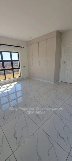 Beautiful Modern Fairview  House To Let