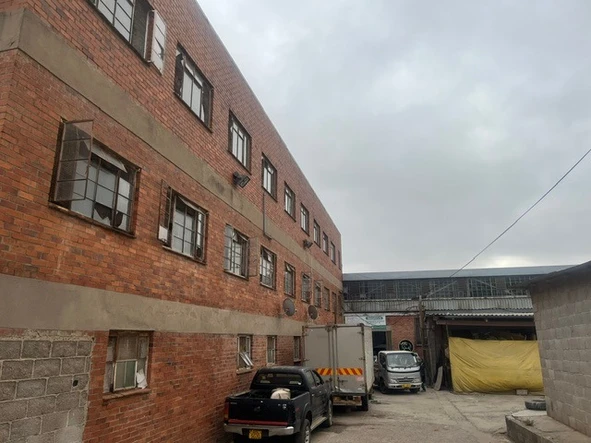 Warehouse & Factory