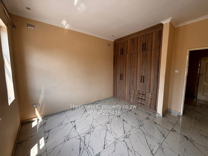 Peakwood Charming 3-Bedroom Townhouse in Greendale North, Harare**
