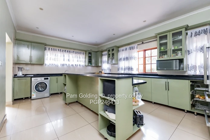 4 Bedroom House for Sale in Waterfalls (Sole Mandate)