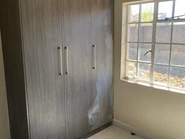 7 Bedroom House