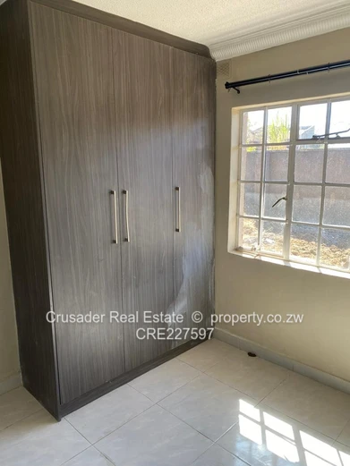 **Spacious 7-Bedroom House and 3 bedroomed cottage for Rent in Goodhope, Harare West** (Sole Mandate)