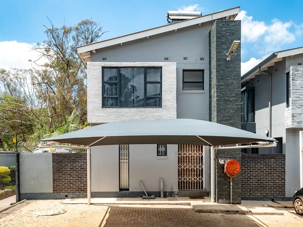 3 Bedroom Townhouse Complex