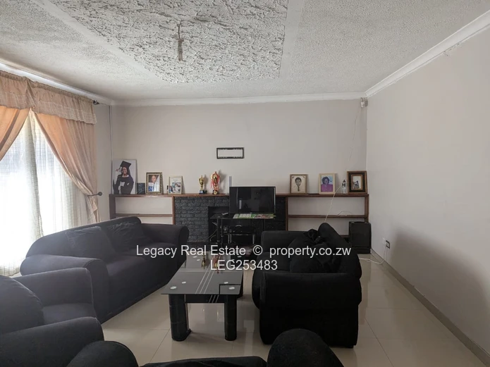 Avonlea, Harare West - 3-Bed Home with Fenced Pool