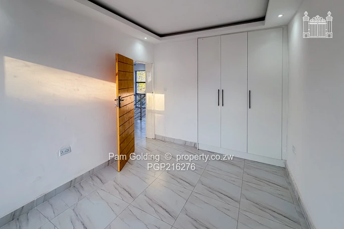 Near Completion Contemporary Duplex Unit in Good Location (Sole Mandate)