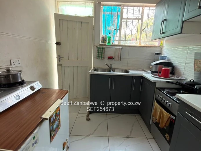 Flat To Let In Avondale (Sole Mandate)