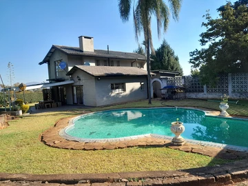 6 Bedroom House