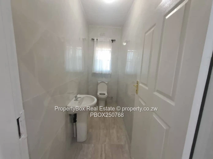 Chisipite, 3 bed Cluster Demo House for sale! 