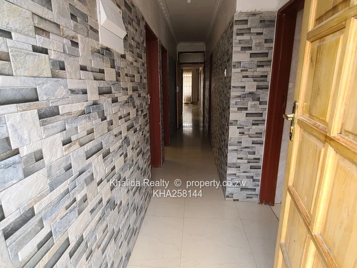 Chitungwiza Unit K house for rent 