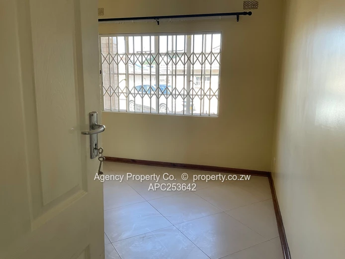 Price Reduction - Secure Neat Townhouse (Sole Mandate)