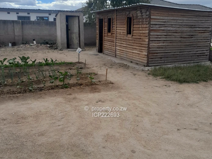 Prime 300m² Stands for Sale in Stoneridge, Harare South! with a Title Deed going for $18 000, 