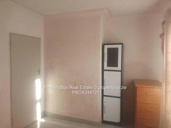 Sunway City property for sale with 3 bed cottage for $165 000