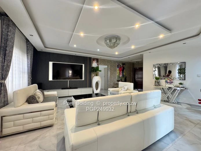 Modern Cluster Home - Arlington Estate 