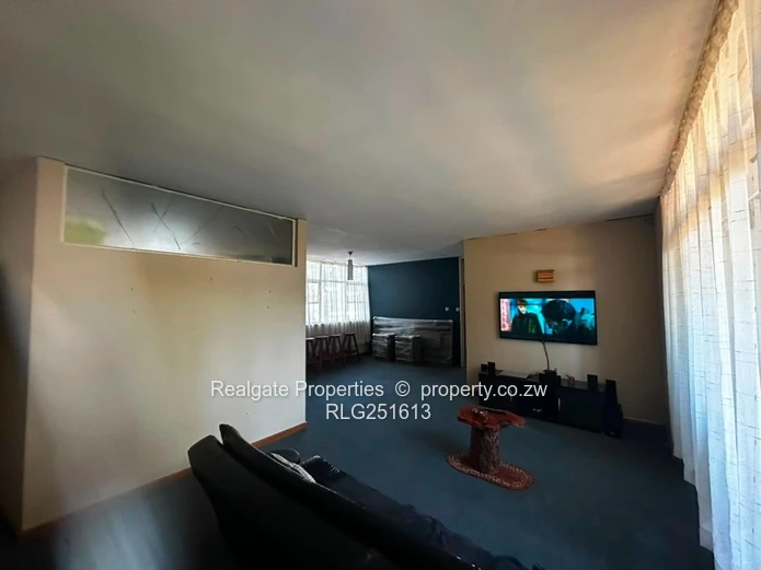 Flat For Sale  Ascot Kenilworth Towers, Bulawayo