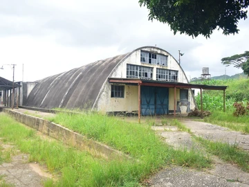 Commercial & Industrial Land