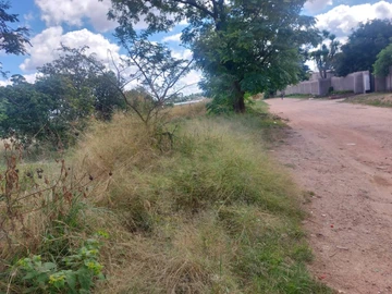 Commercial & Industrial Land