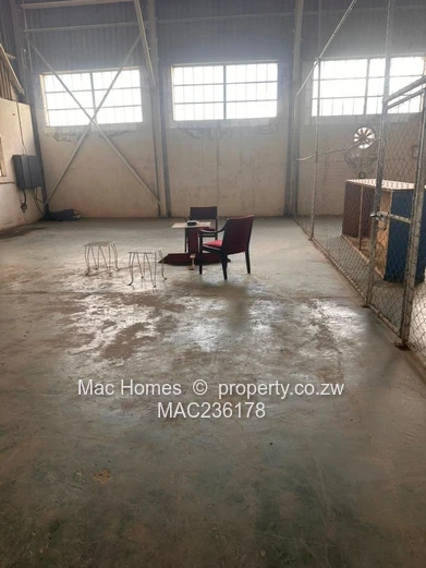 Commercial land for sale in Windsor Park, Ruwa