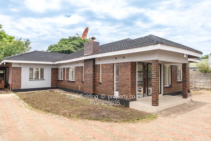 Neat Family Home for sale!!