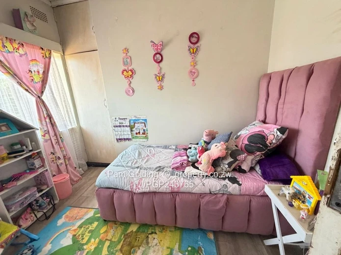 3-Bedroom Semi-Detached House for Sale in Tegela