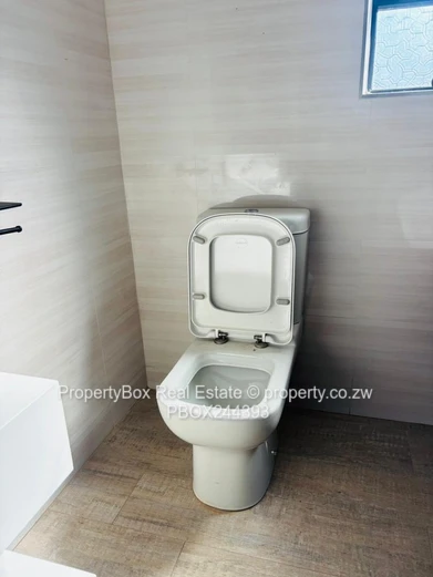 Cluster Unit for rent in Waterfalls available 1 August