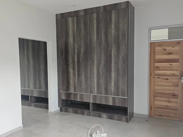 3 Bedroom Flat & Apartment