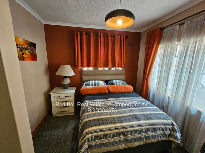 Immaculate 2 bedroom townhouse in well established complex