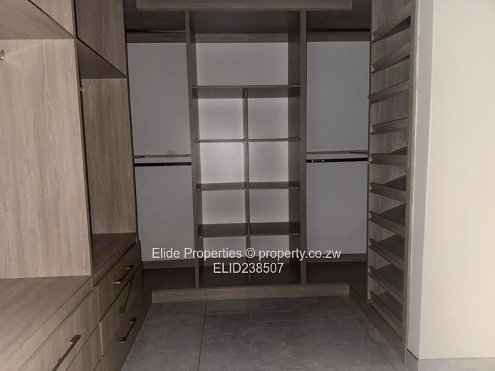 Property to rent near Highlands Park-Highlands (Sole Mandate)