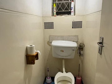 2 Bedroom Flat & Apartment