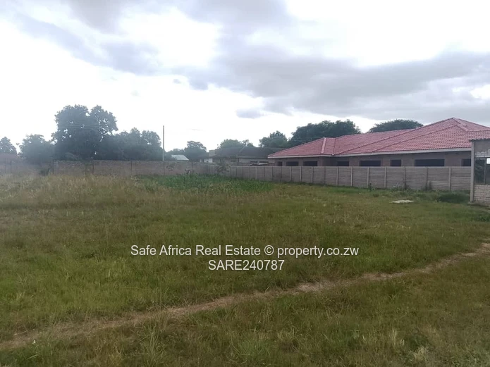 Waterfalls- Induna Prime Neighborhood Spacious Stand