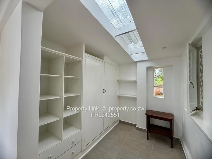 Rolf Valley - Super Convenient Location