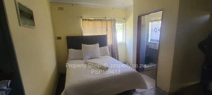 8-Bedroom Family Home for Sale in Hatfield, Harare with Borehole, 3617m²